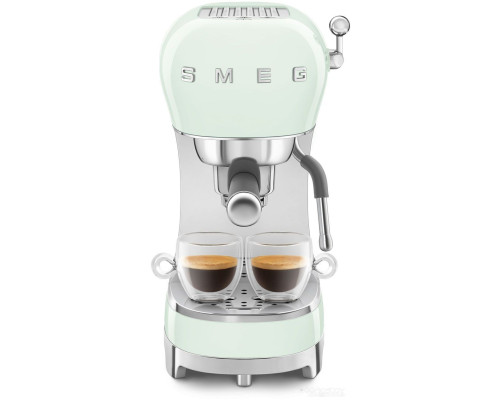 Кофеварка Smeg ECF02PGEU
