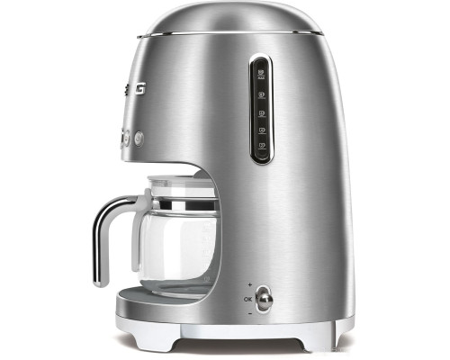 Кофеварка Smeg DCF02SSEU