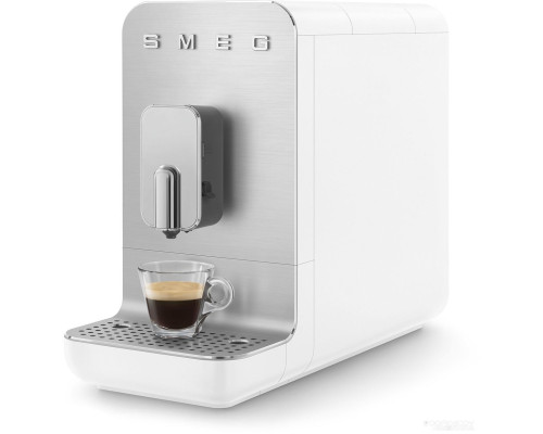 Кофемашина Smeg BCC13WHMEU