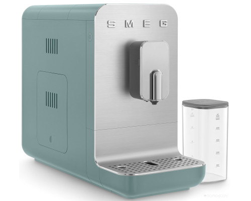 Кофемашина Smeg BCC13EGMEU