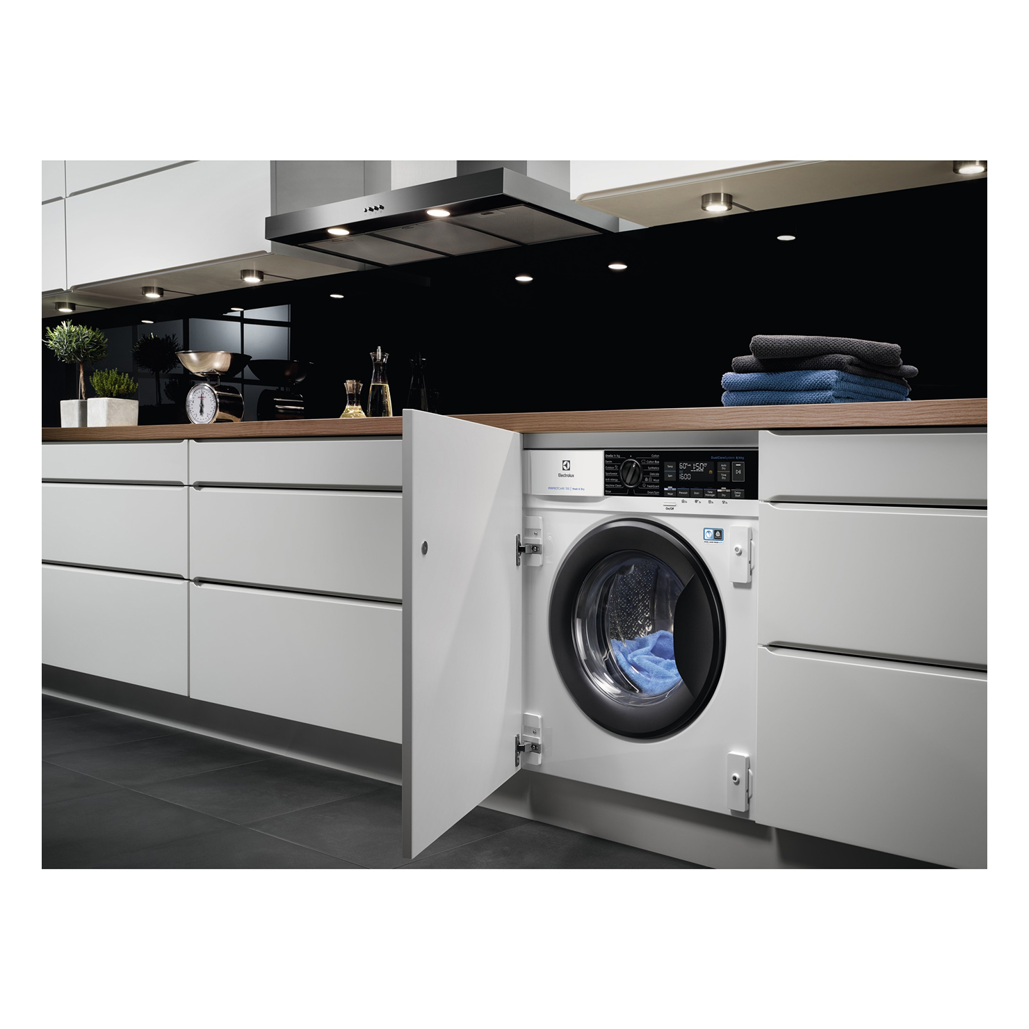 Встраиваемая cтирально-сушильная машина с фронтальной загрузкой Electrolux EW7WN368SPI