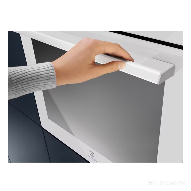 Духовой шкаф Electrolux SteamCrisp 700 EOC6P77V