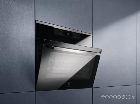 Духовой шкаф Electrolux CombiQuick KVLBE08X
