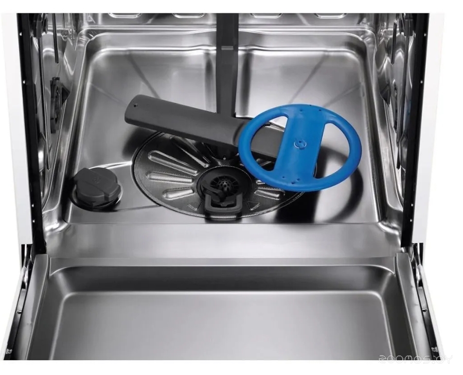 Посудомоечная машина Electrolux EES47320L