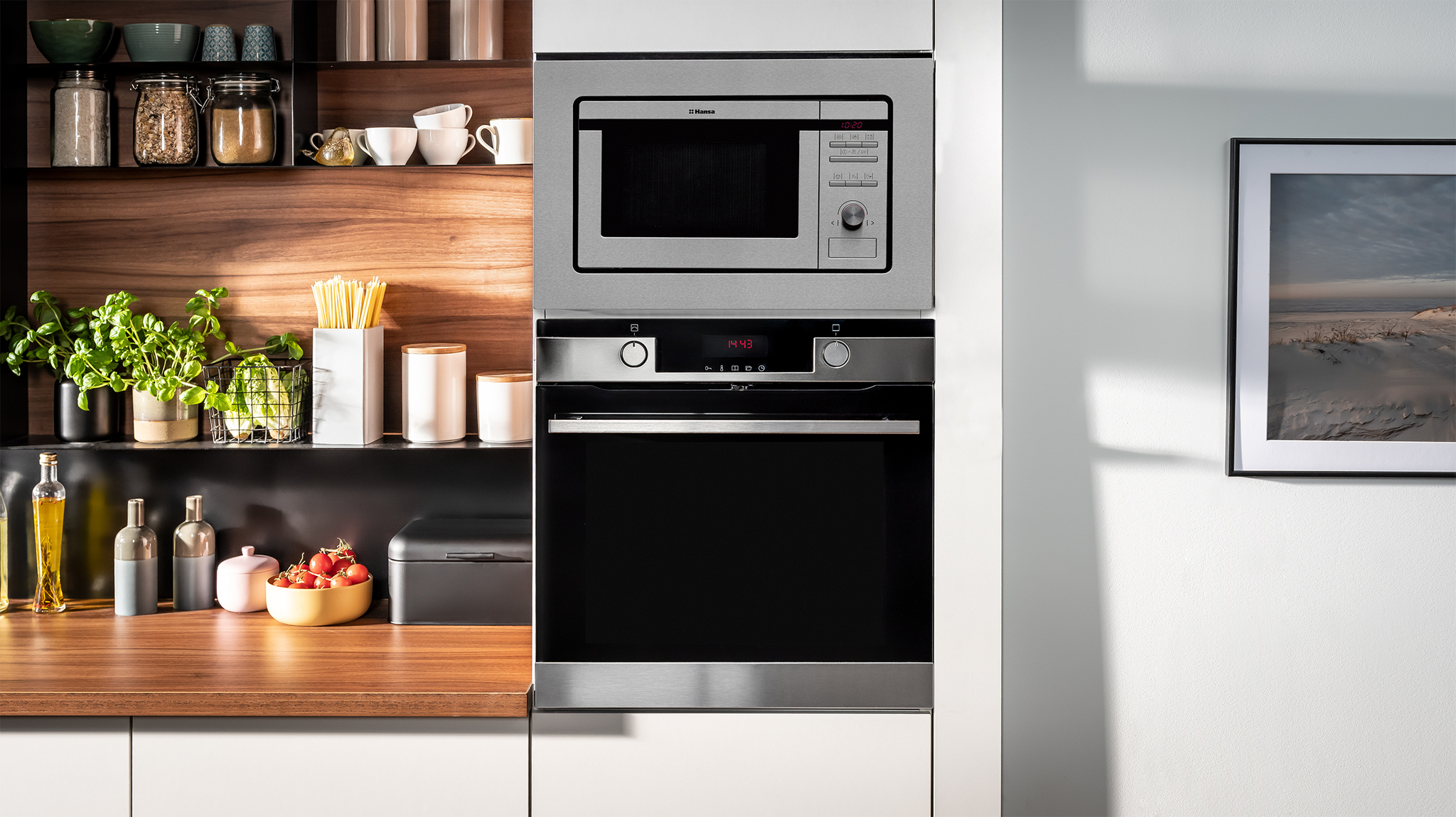Микроволновая печь Hansa AMM20BEIH