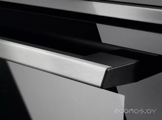 Духовой шкаф Electrolux EOE7C31X