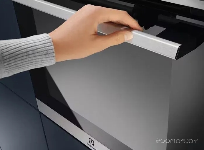 Духовой шкаф Electrolux EOD5C70BX
